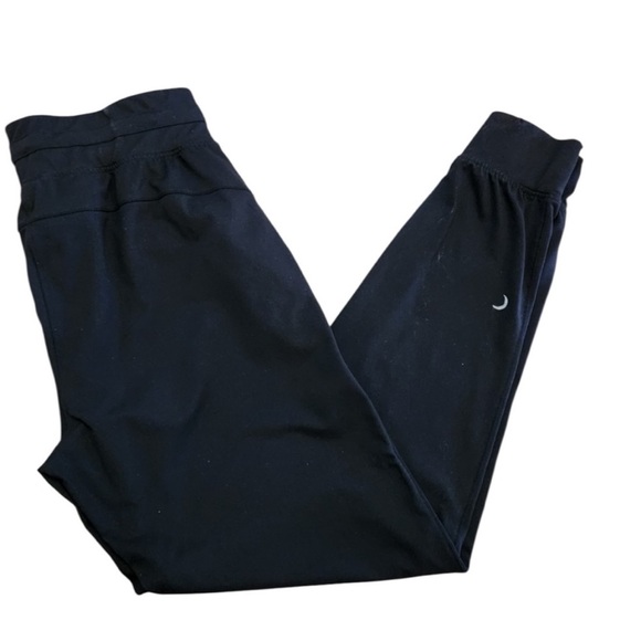 Zyia Black Ascend Joggers size Medium - Picture 6 of 8